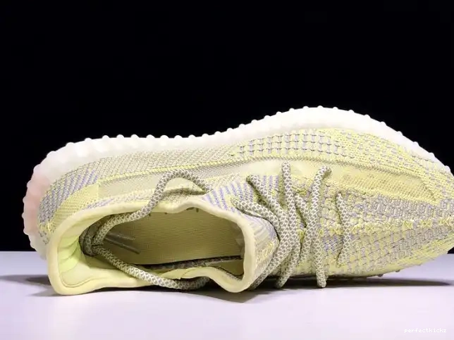 Antlia Yeezy Adidas Boost FV3250 350 V2 0623